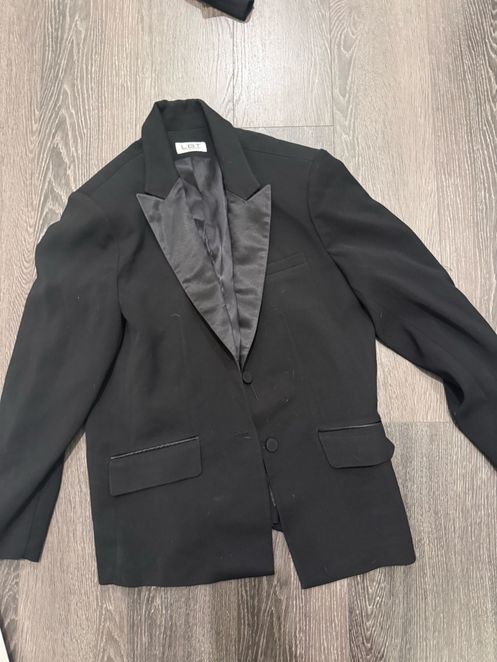Women's Black Satin-Lapel Blazer